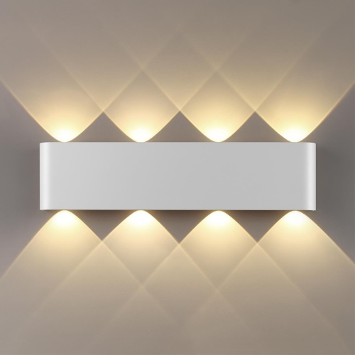 ODEON LIGHT 7192/8WL HIGHTECH ODL27 Настенный светильник белый/металл IP20 LED 8W 3000K 220V MAGNUM