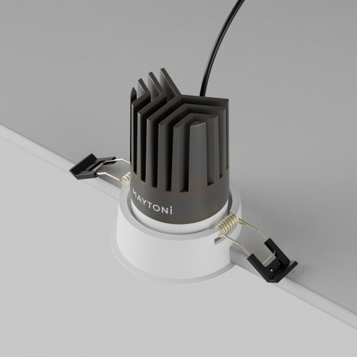 Встраиваемый светильник Maytoni Technical DL117-15W-3K-W фото 4 Встраиваемый светильник Maytoni Technical DL117-15W-3K-W фото 4