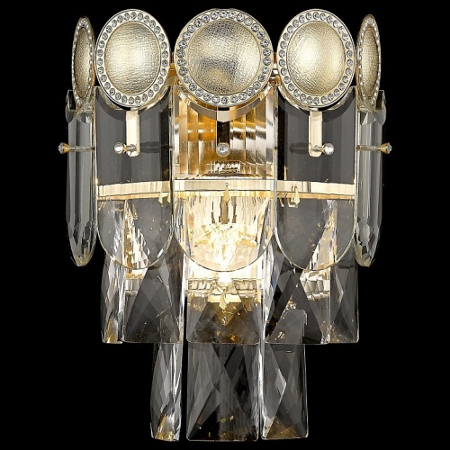 Накладной светильник Wertmark Clementia WE116.03.301 Накладной светильник Wertmark Clementia WE116.03.301