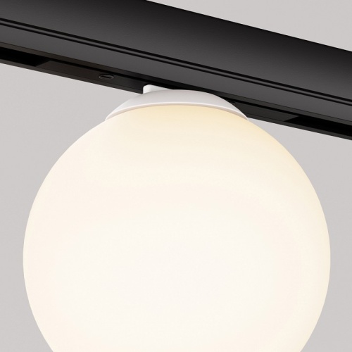 Накладной светильник Maytoni Technical Luna TR185-1-3W3K-B фото 2 Накладной светильник Maytoni Technical Luna TR185-1-3W3K-B фото 2