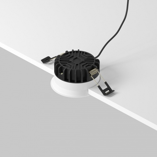 Встраиваемый светильник Maytoni Technical Okno DL055-8W4K-SEN-W фото 4