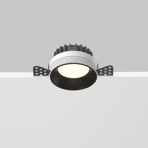 Встраиваемый светильник Maytoni Technical Okno DL055-8W3-4-6K-TRS-B фото 2
