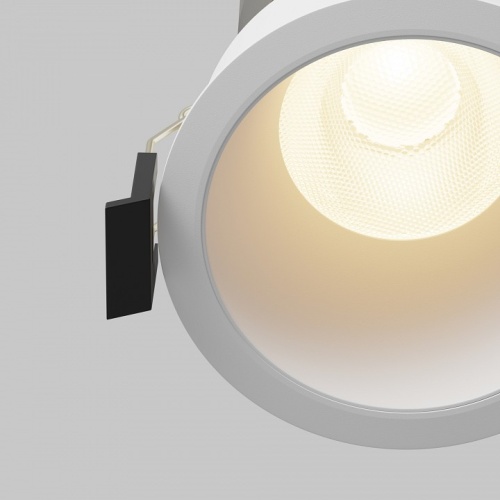 Встраиваемый светильник Maytoni Technical DL118-15W-3K-W фото 9 Встраиваемый светильник Maytoni Technical DL118-15W-3K-W фото 9