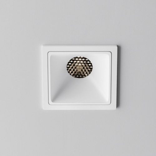 Встраиваемый светильник Maytoni Technical Alfa LED DL043-01-10W4K-SQ-W-1 фото 4 Встраиваемый светильник Maytoni Technical Alfa LED DL043-01-10W4K-SQ-W-1 фото 4